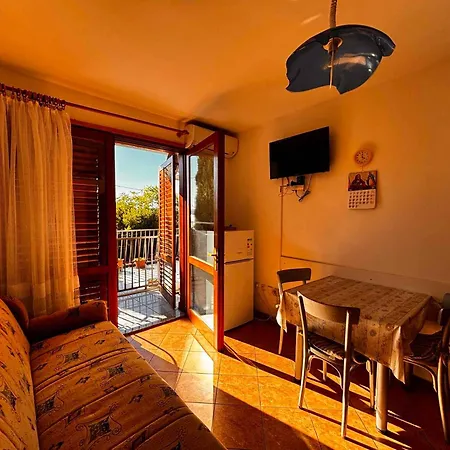 Appartement Beachfront In 58222